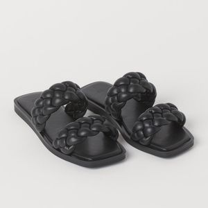 Braids black sandal